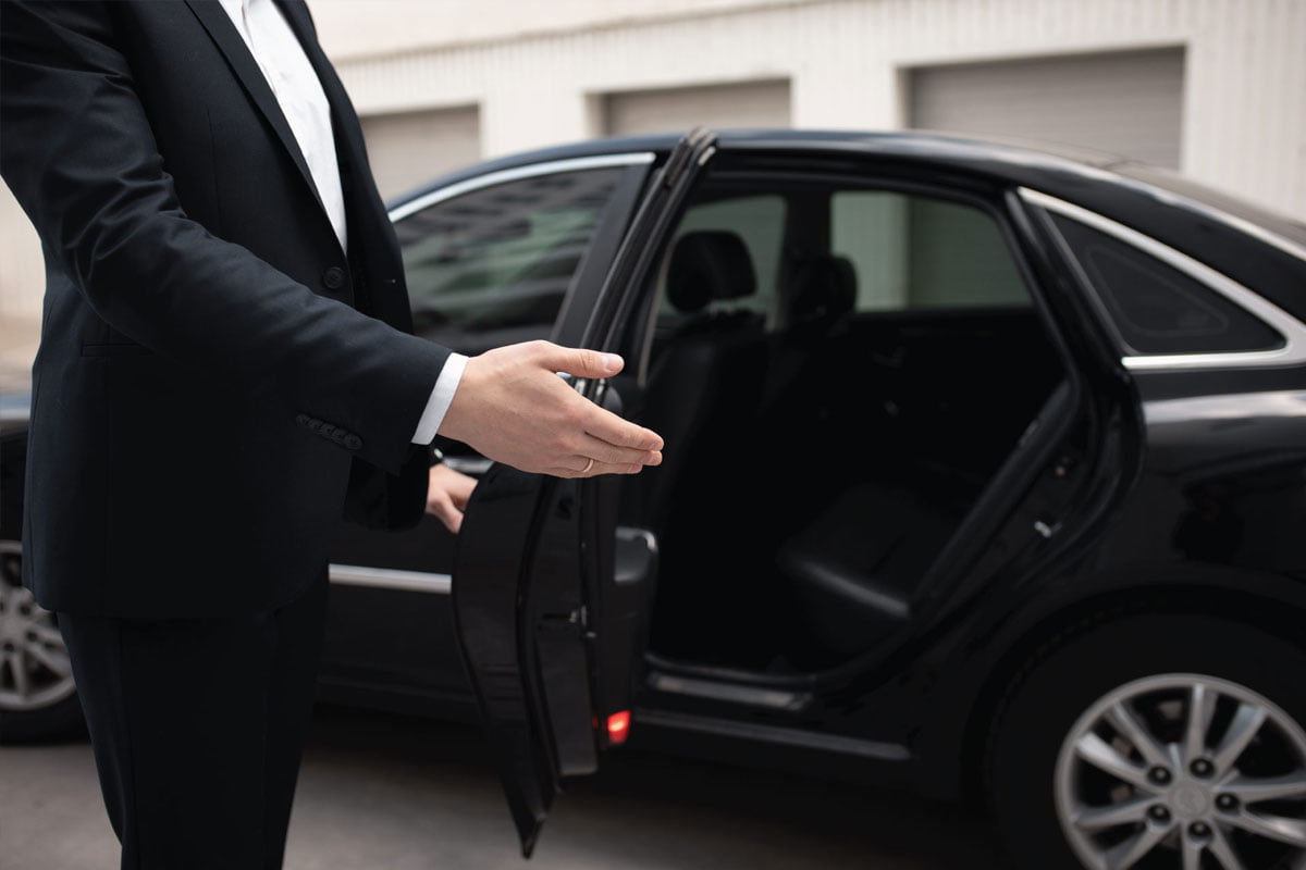Milwaukee to O’Hare Limousine Service Avada Car Dealer News
